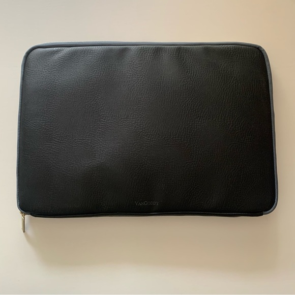 Van Goddy | Laptop case | Very padded, multiple pockets and sections | 18 “ - Picture 2 of 6